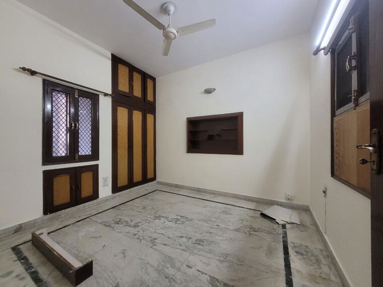Room, malviya nagar 2 Bedroom 1200 Sq.Ft. Builder Floor In Malviya Nagar Delhi 9990841