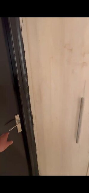 Building Lobby in 4 BHK Villa at Amrapali Ivory Heights, Amrapali Dream Valley – for Rent