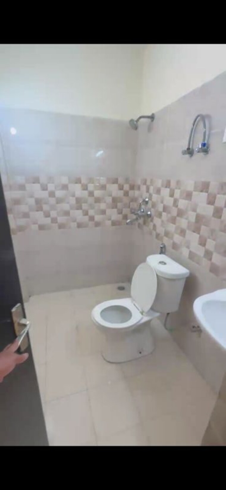 Bathroom, amrapali-ivory-heights 4 Bedroom 1690 Sq.Ft. Villa In Amrapali Dream Valley Greater Noida 9990919