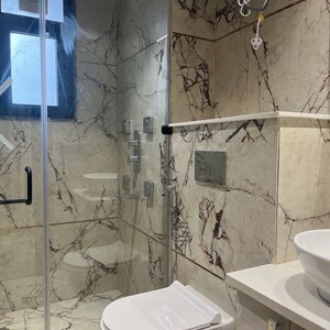 Bathroom in 4 BHK Builder Floor at Unitech South City II, South City 2 – for Rent