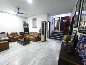 Gym in 3 BHK Builder Floor at Malviya Nagar – for Rent