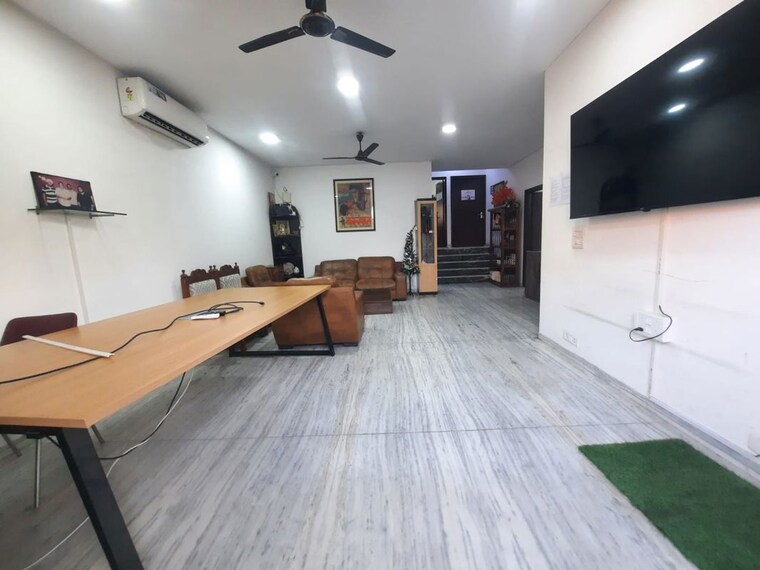 Bedroom, malviya nagar 3 Bedroom 1500 Sq.Ft. Builder Floor In Malviya Nagar Delhi 9990940
