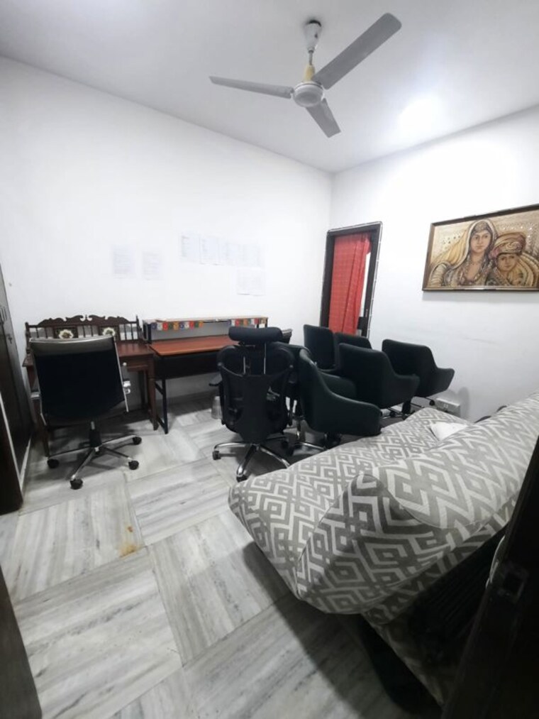 Bedroom, malviya nagar 3 Bedroom 1500 Sq.Ft. Builder Floor In Malviya Nagar Delhi 9990940