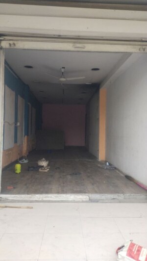  Shop For Rent in Thergaon