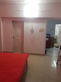 2 BHK + Pooja Room Apartment For Rent in Juhu