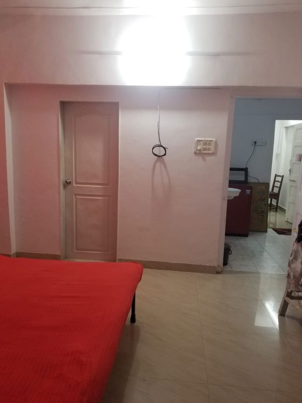 2 BHK + Pooja Room Apartment For Rent in Juhu