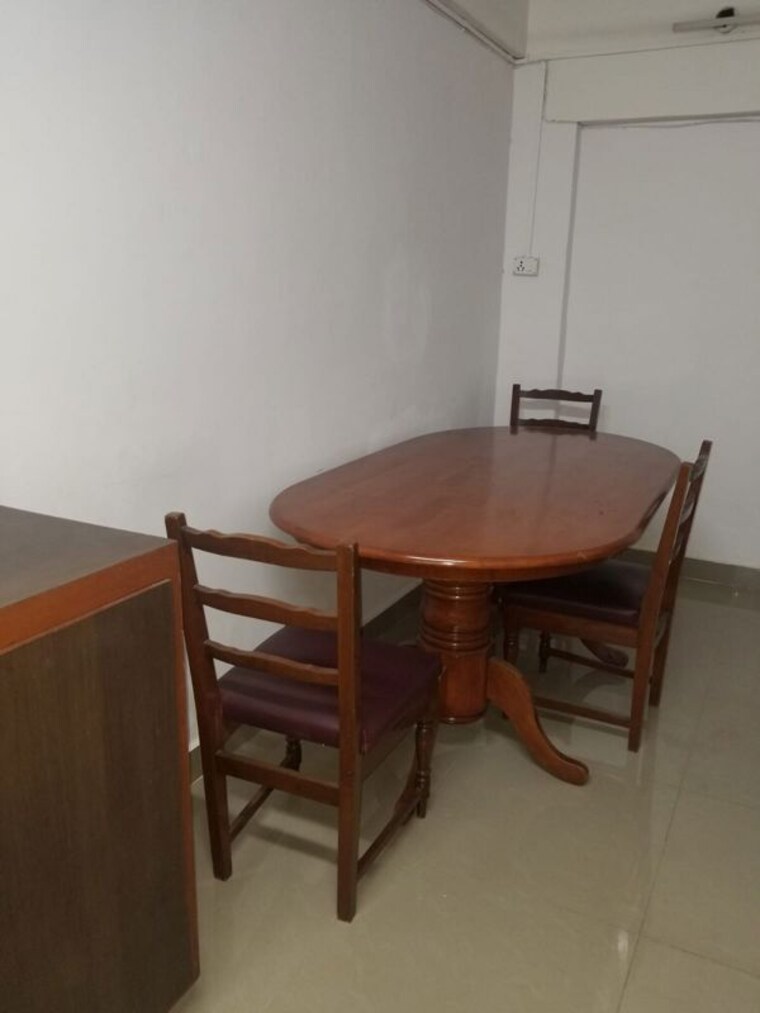 Dining area, juhu 2 Bedroom 700 Sq.Ft. Apartment In Juhu Mumbai 9991022