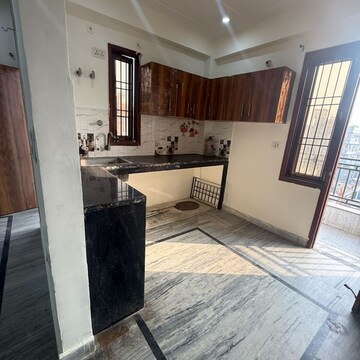 Living Room in 2.5 BHK Builder Floor at Sector 63a – for Rent