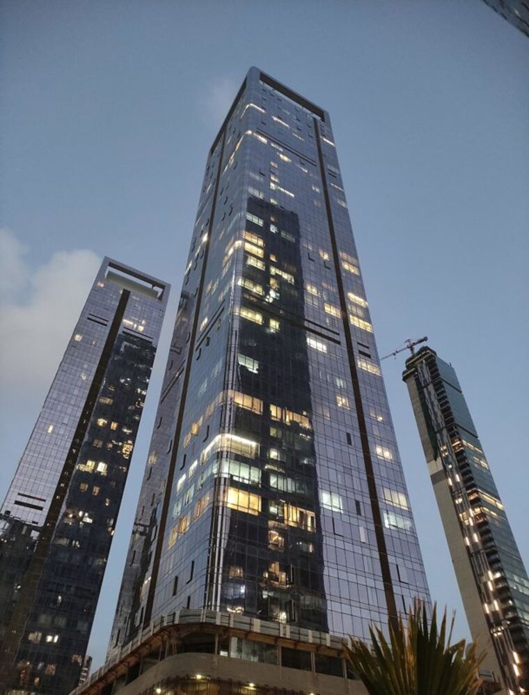 Exterior View, indiabulls-blu 5 Bedroom 3321 Sq.Ft. Apartment In Worli Mumbai 9991147