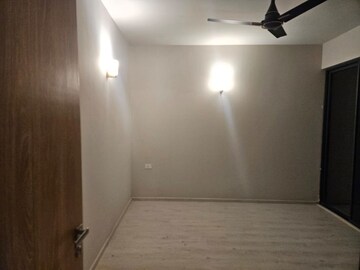 Room in 2 BHK Apartment at M3M Sky City, Sector 65 – for Rent