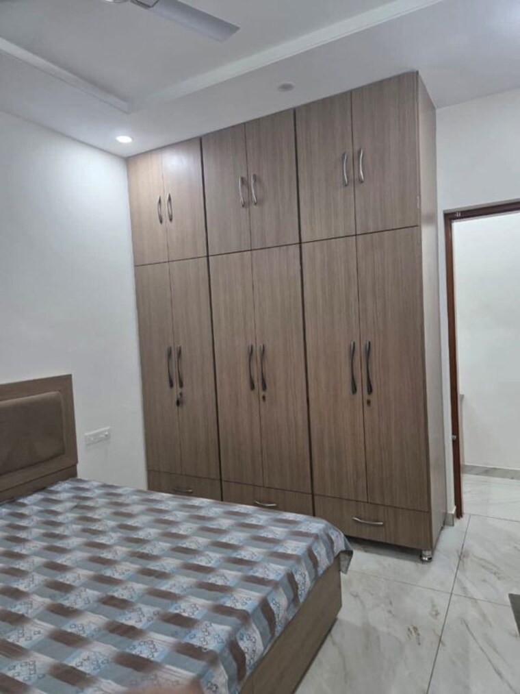 Bedroom, maya-green-lotus-saksham 3 Bedroom 1700 Sq.Ft. Apartment In International Airport Road Zirakpur 9991104