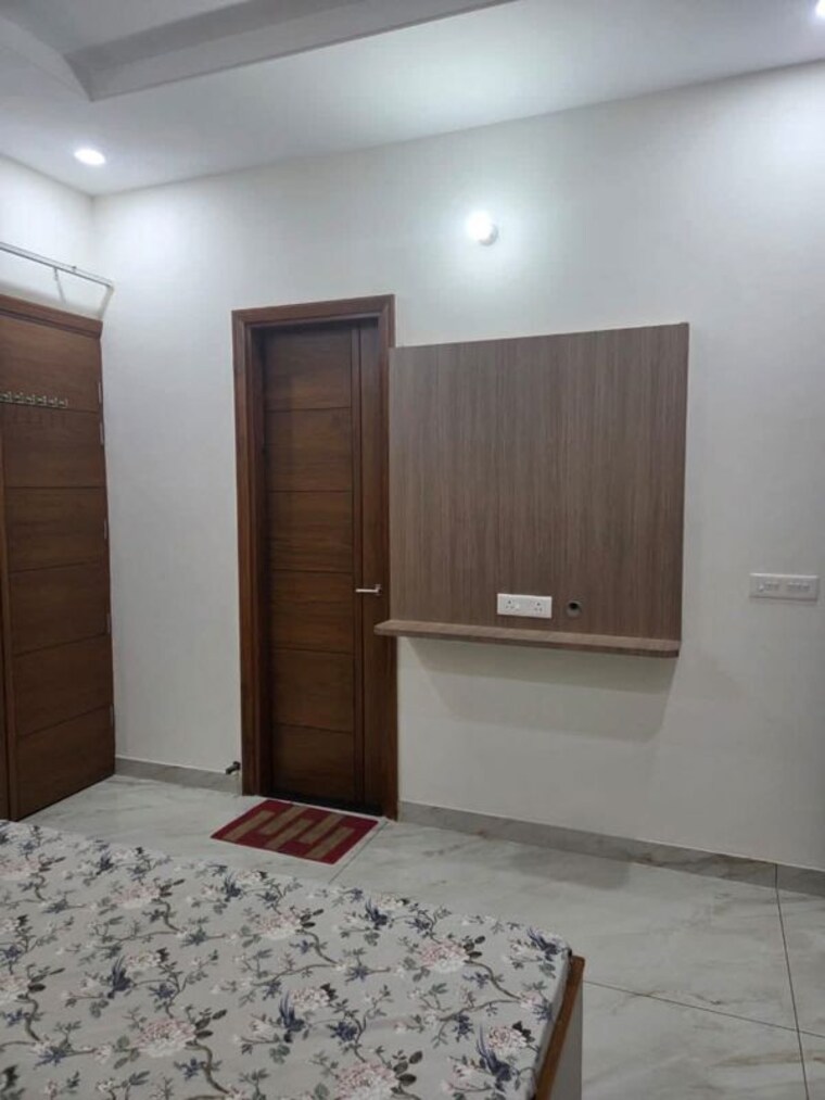 Room, maya-green-lotus-saksham 3 Bedroom 1700 Sq.Ft. Apartment In International Airport Road Zirakpur 9991104