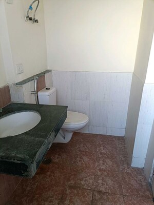 Bathroom in 2 BHK Apartment at Jaypee Greens Kensington Park Apartment Heights, Sector 133 – for Rent