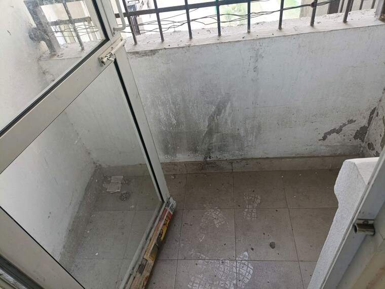 Balcony, jaypee-greens-kensington-park-apartment-heights 2 Bedroom 1107 Sq.Ft. Apartment In Sector 133 Noida 9990849