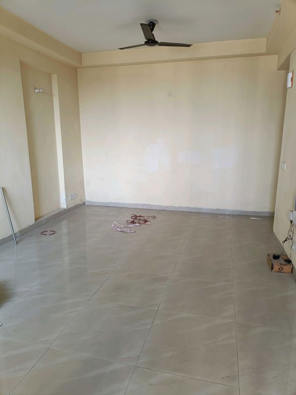 2 BHK Apartment For Rent in Jaypee Greens Kensington Park Apartment Heights