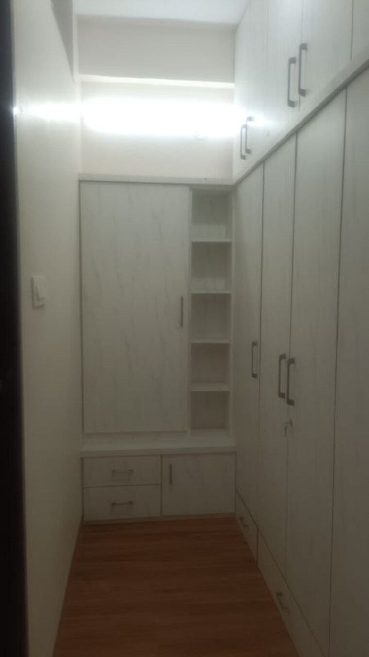 Bathroom, magarpatta city 3 Bedroom 1200 Sq.Ft. Apartment In Magarpatta City Pune 9991312