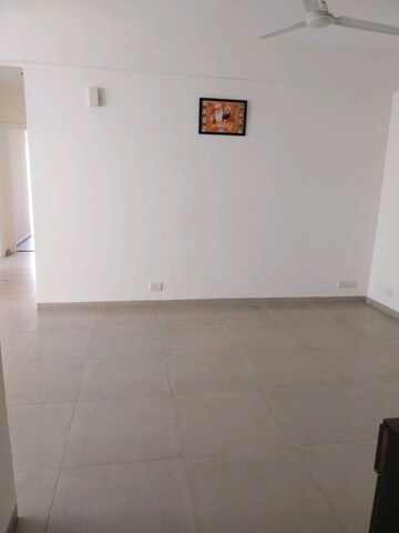 Room in 3.5 BHK Apartment at CHD Avenue 71, Sector 71 – for Rent