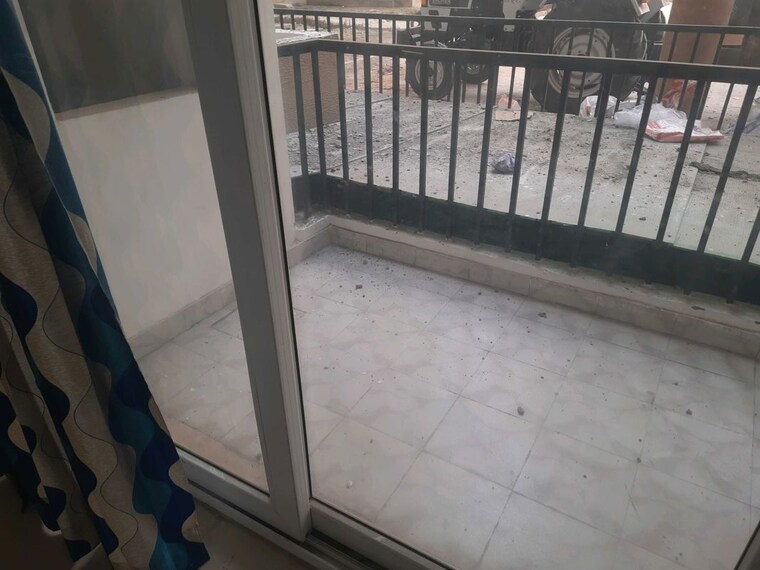 Balcony, amrapali-heartbeat-city 3 Bedroom 1735 Sq.Ft. Apartment In Sector 107 Noida 9991413