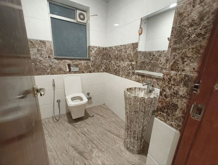 Bathroom, parsvnath-exotica 3.5 Bedroom 2900 Sq.Ft. Apartment In Sector 53 Gurgaon 9991623