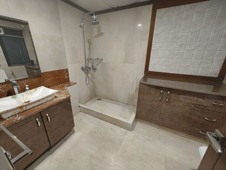 Bathroom, parsvnath-exotica 3.5 Bedroom 2900 Sq.Ft. Apartment In Sector 53 Gurgaon 9991623