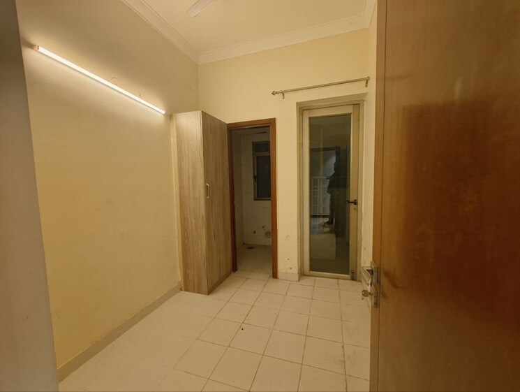 Room, parsvnath-exotica 3.5 Bedroom 2900 Sq.Ft. Apartment In Sector 53 Gurgaon 9991623