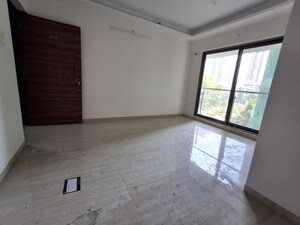 Room in 3 BHK Apartment at Ashish Swapnalok Towers, Goregaon East – for Rent