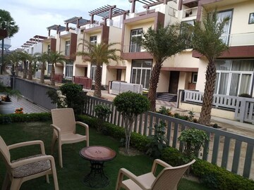 Balcony in 4 BHK Independent House at Meerapur Basahi – for Sale