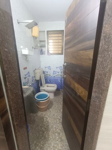 Bathroom in 1 BHK Apartment at Sanpada – for Rent