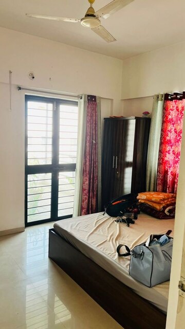 Bedroom in 2 BHK Apartment at Ovhal Spring, Pimple Nilakh – for Rent