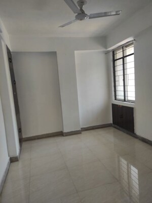 Room in 3 BHK Apartment at Morabadi – for Sale