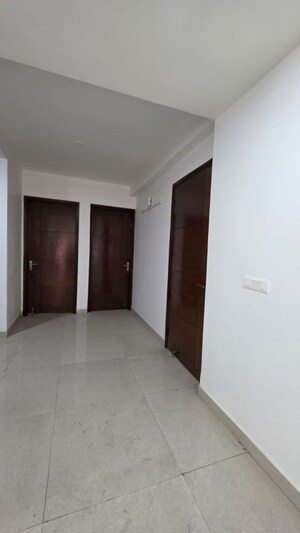 Building Lobby in 3 BHK Builder Floor at Saket – for Rent
