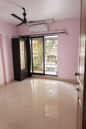 Room in 3 BHK Apartment at The Wadhwa The Address, Ghatkopar West – for Sale