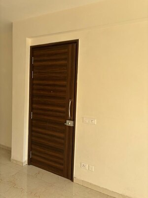 Furnished Amenities in 3.5 BHK Builder Floor at M3M Soulitude, Sector 89 – for Rent