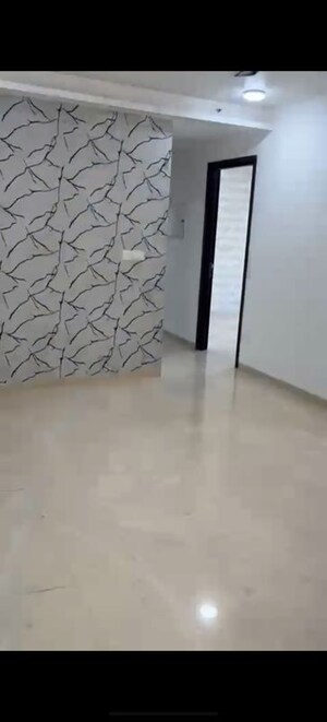 Room in 3 BHK Apartment at The Park Residency Andheri, Andheri West – for Rent