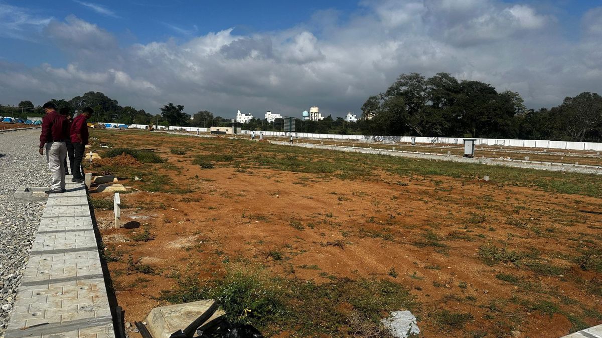Plot For Sale in Nelamangala