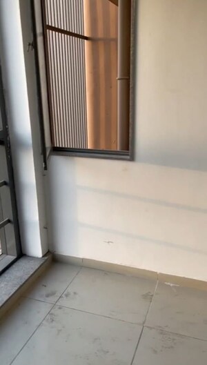 Room in  Office Space at Shilp Epitome, Bodakdev – for Rent