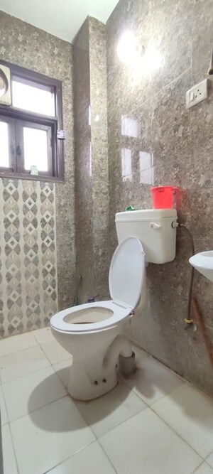 Bathroom in 1 BHK Builder Floor at Saket – for Rent