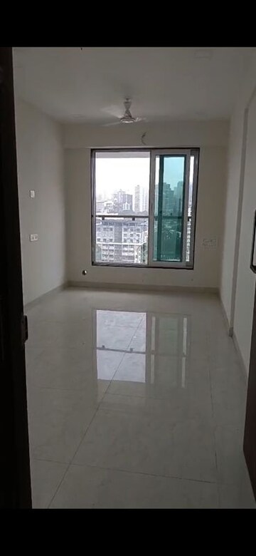 2 BHK Apartment For Sale in Triumph Swastik, Malad West