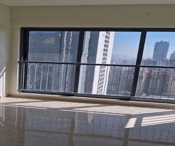 Kitchen in 3 BHK Apartment at Kalpataru Elitus, Mulund West – for Rent