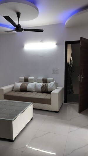 Bedroom in 1 BHK Builder Floor at Ansal Sushant Apartments, Sushant Lok I – for Rent