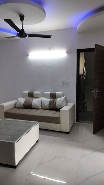 Bedroom in 1 BHK Builder Floor at Ansal Sushant Apartments, Sushant Lok I – for Rent