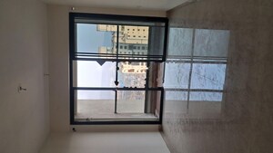 Furnished Amenities in 3.5 BHK Apartment at Dosti Eastern Bay, Wadala – for Rent