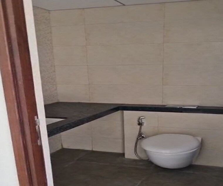Bathroom, kalpataru-elitus 3 Bedroom 1056 Sq.Ft. Apartment In Mulund West Mumbai 9992858