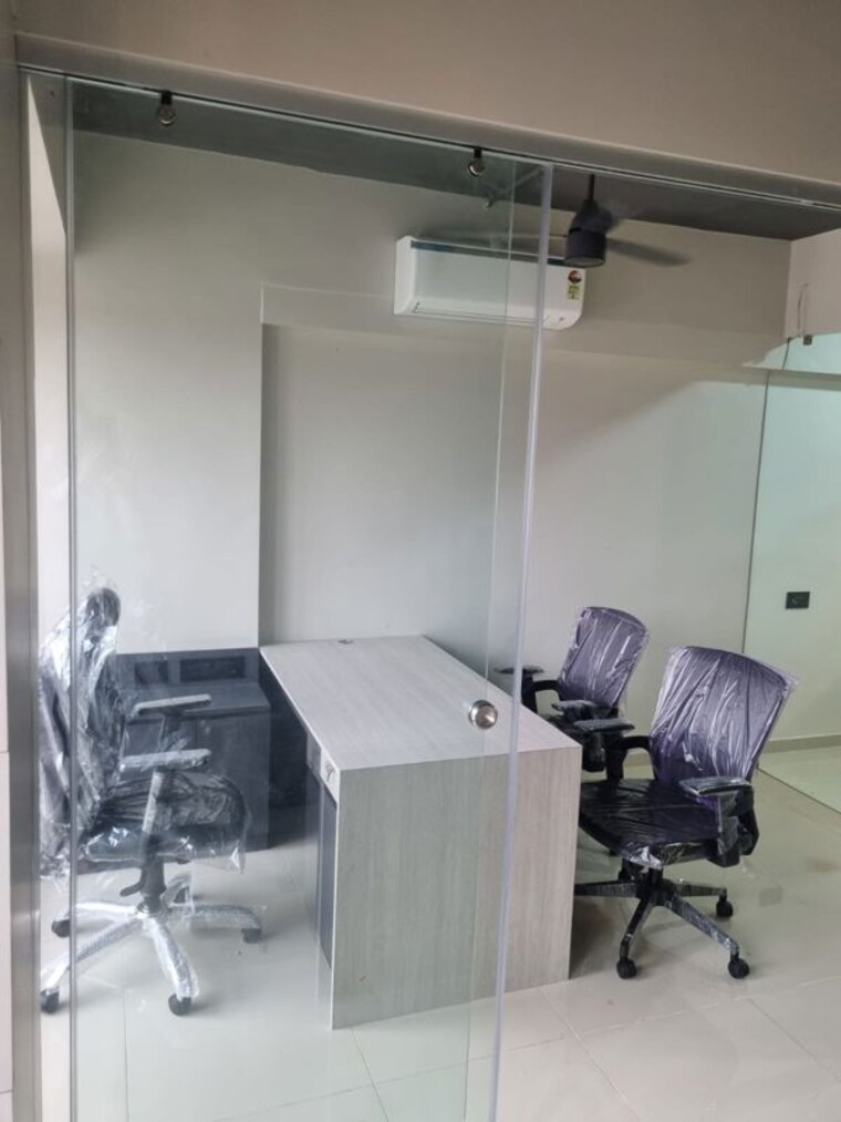 Team Area, shilp-epitome Commercial Office Space 822 Sq.Ft. In Bodakdev Ahmedabad 9992869