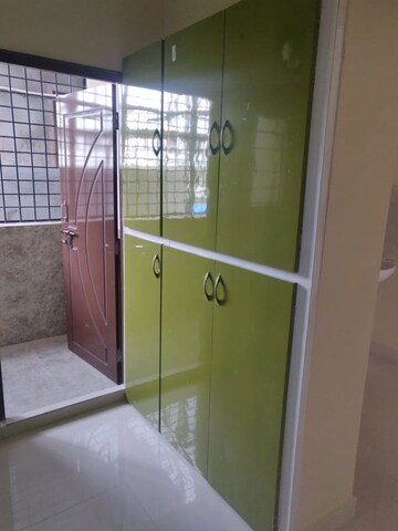 Room in 2 BHK Independent House at Puppalaguda – for Rent