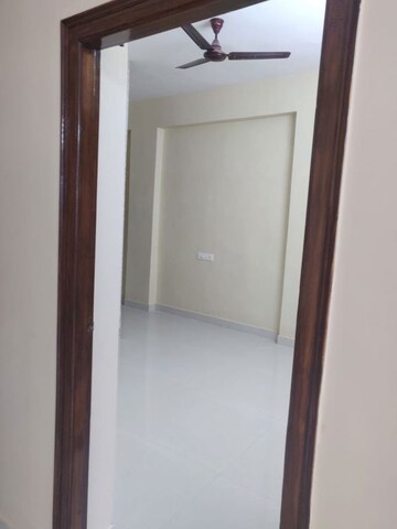 Room in 2 BHK Independent House at Puppalaguda – for Rent