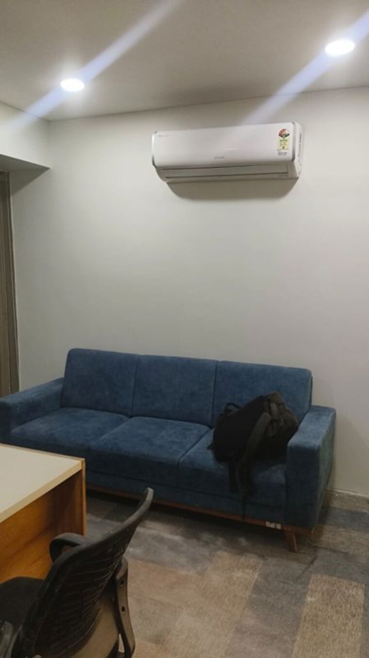 Living Room, shilp-epitome Commercial Office Space 696 Sq.Ft. In Bodakdev Ahmedabad 9992941