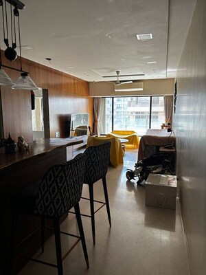 Dining area in 2 BHK Apartment at Khar West – for Rent