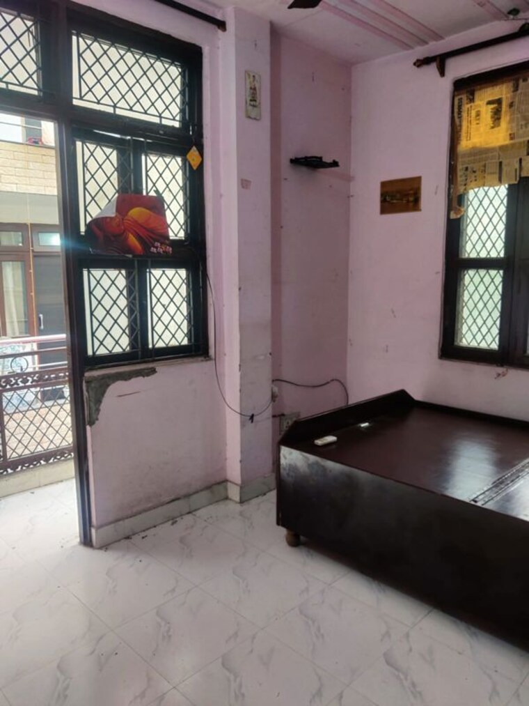 Living Room, mayur vihar 1 2 Bedroom 453 Sq.Ft. Builder Floor In Mayur Vihar 1 Delhi 9992963