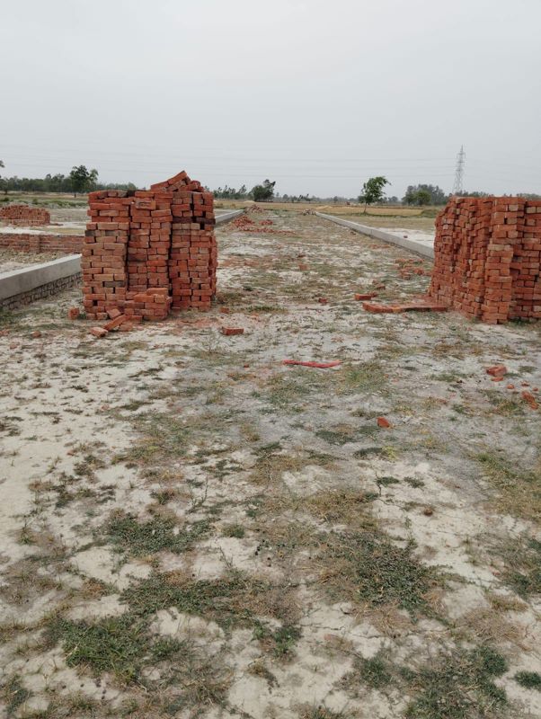 Plot For Sale in Jewar